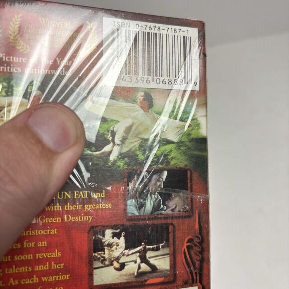 Crouching Tiger, Hidden Dragon (VHS, 2001, English Subtitled) Read - Picture 8 of 8